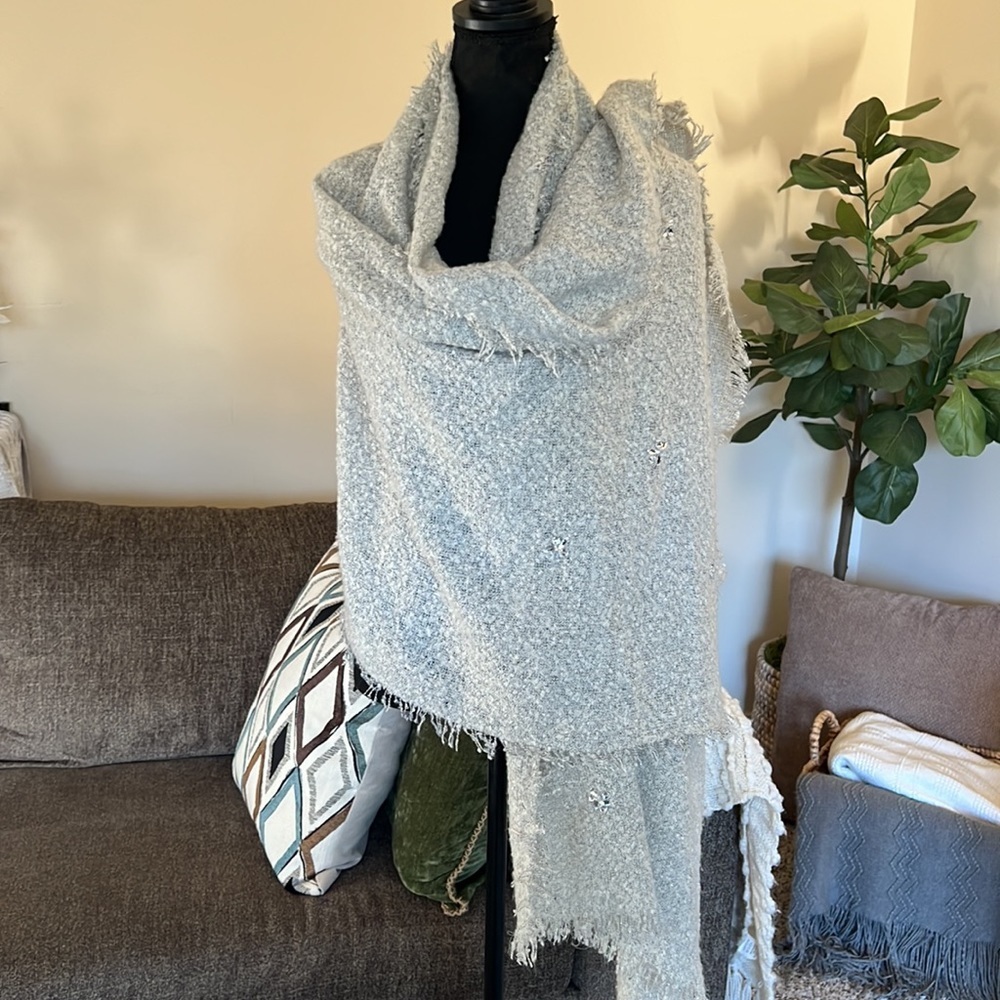 Betsey Johnson Silver
Sparkly Jeweled Scarf Wrap